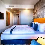 Loginn By Achat Hotel