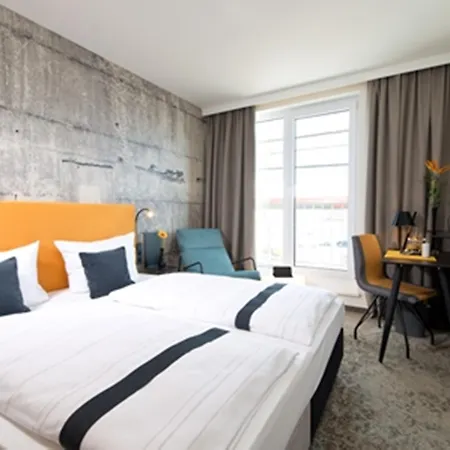 Loginn Hotel 3*