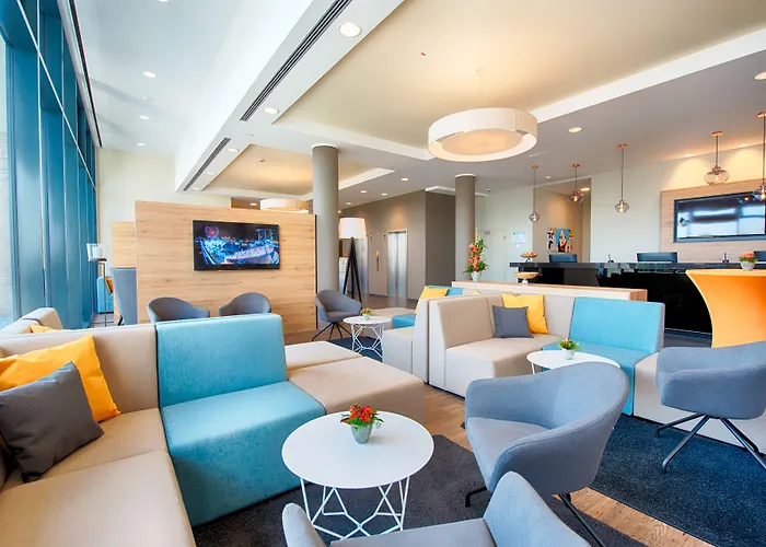 Loginn 3* لبسيا