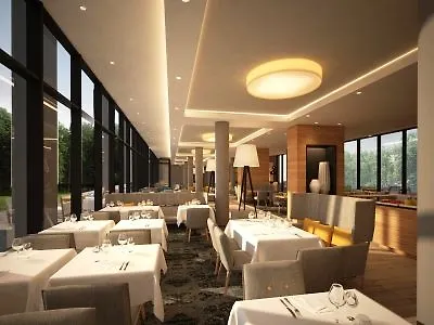 Loginn By Achat Hotel 3*